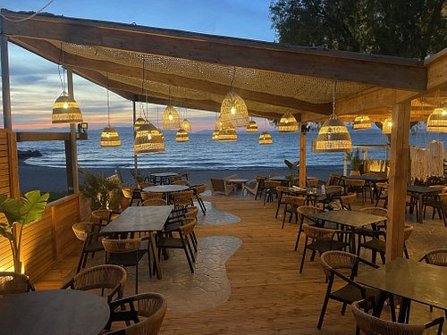 Gemütliche Terrasse des Beach Cafe